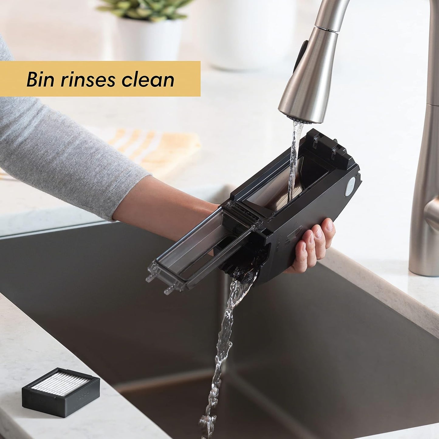 iRobot Roomba i7+: Genius Cleaning