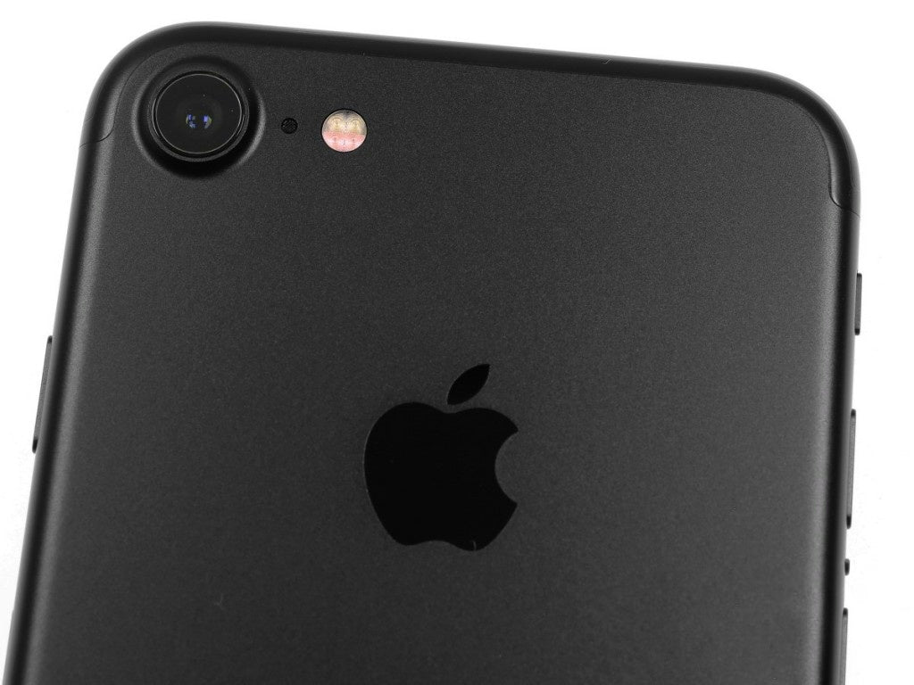 Apple iPhone 7 - Refurbished Premium